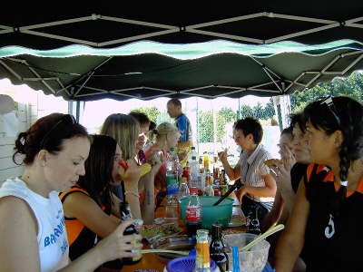 Esstischallezusammen