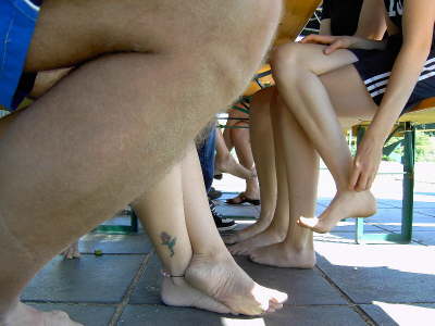 untermTischdieFuesseVers2